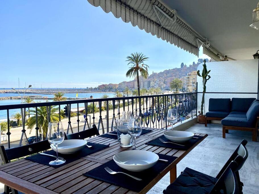 Le Garavan-Vue Mer-Plage-Clim-Terrasse Menton Dış mekan fotoğraf
