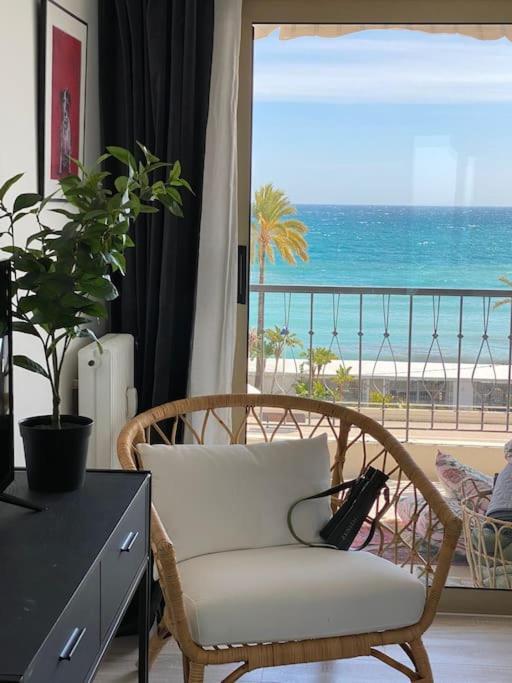 Le Garavan-Vue Mer-Plage-Clim-Terrasse Menton Dış mekan fotoğraf