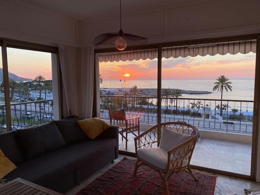 Le Garavan-Vue Mer-Plage-Clim-Terrasse Menton Dış mekan fotoğraf